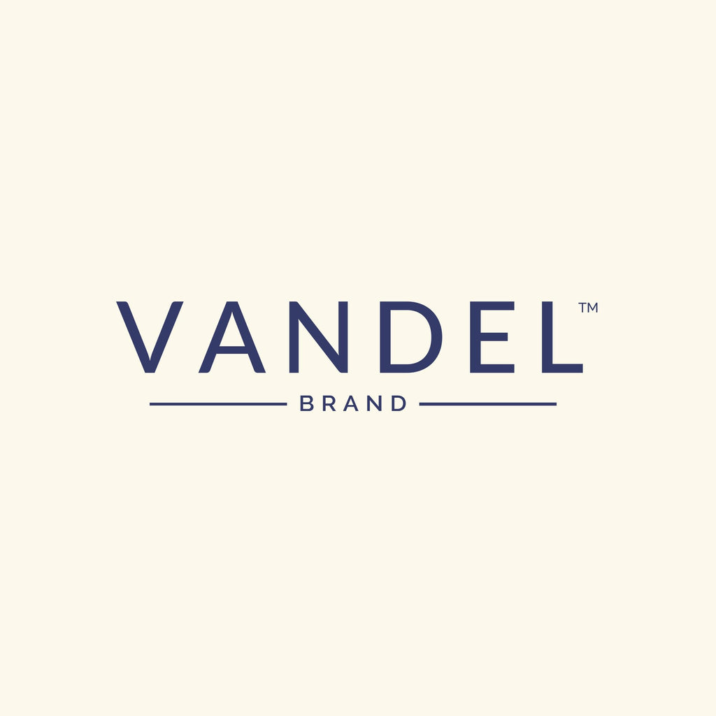 VANDEL Waterproof Hanging Toiletry Bag – Travel Makeup Organizer, White Leopard