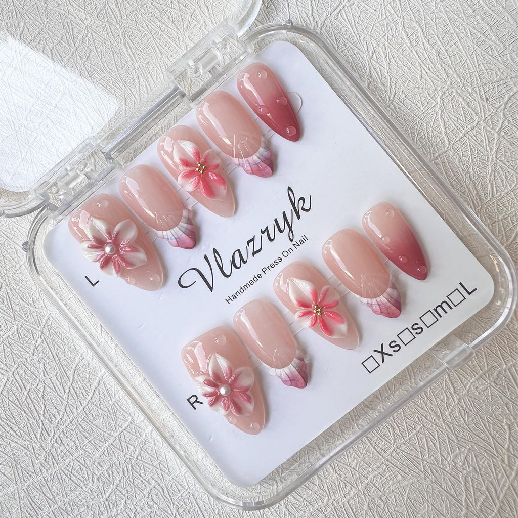 Vlazryk Flower Press Nails – Medium Almond, 3D Ripple Pearl with Gold Chrome Tips
