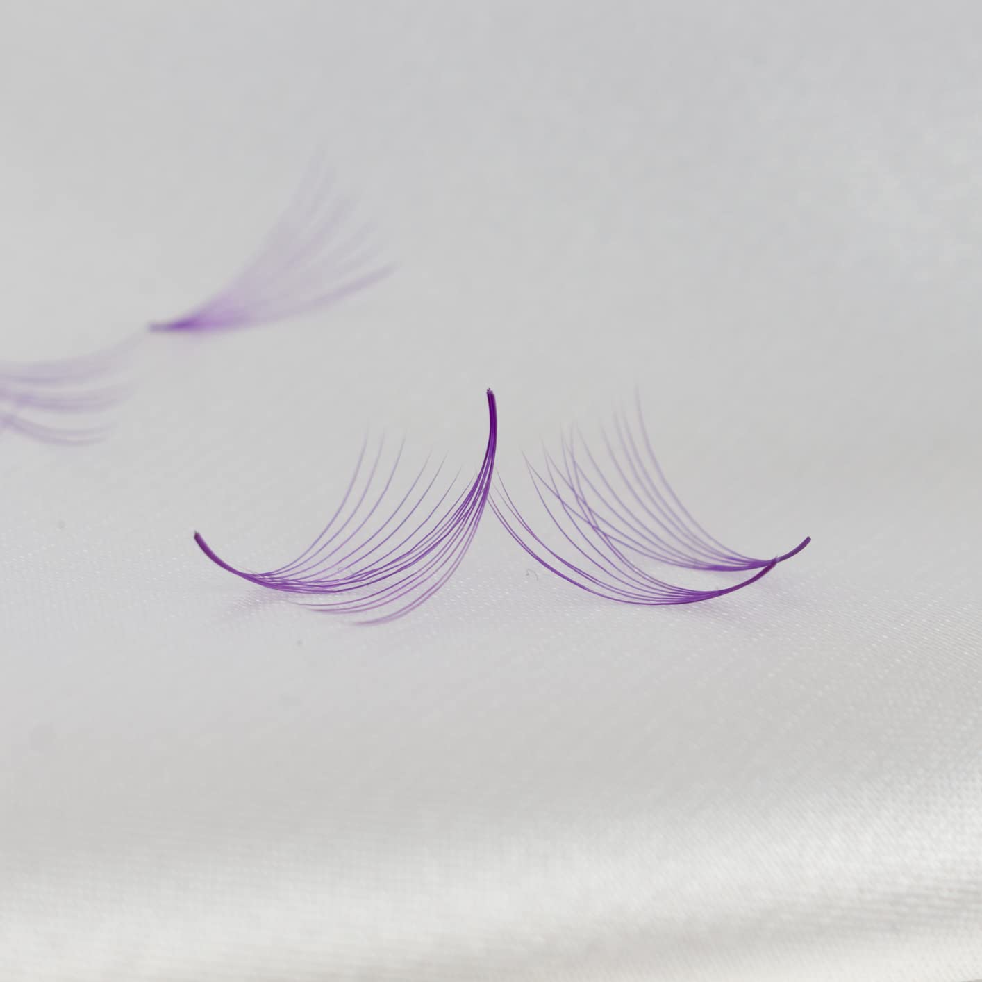 VNE 500 Fans Colorful Lash Extensions | Premade Mega Volume Lashes (6D), White, D Curl, 12mm | VNESUPPLY