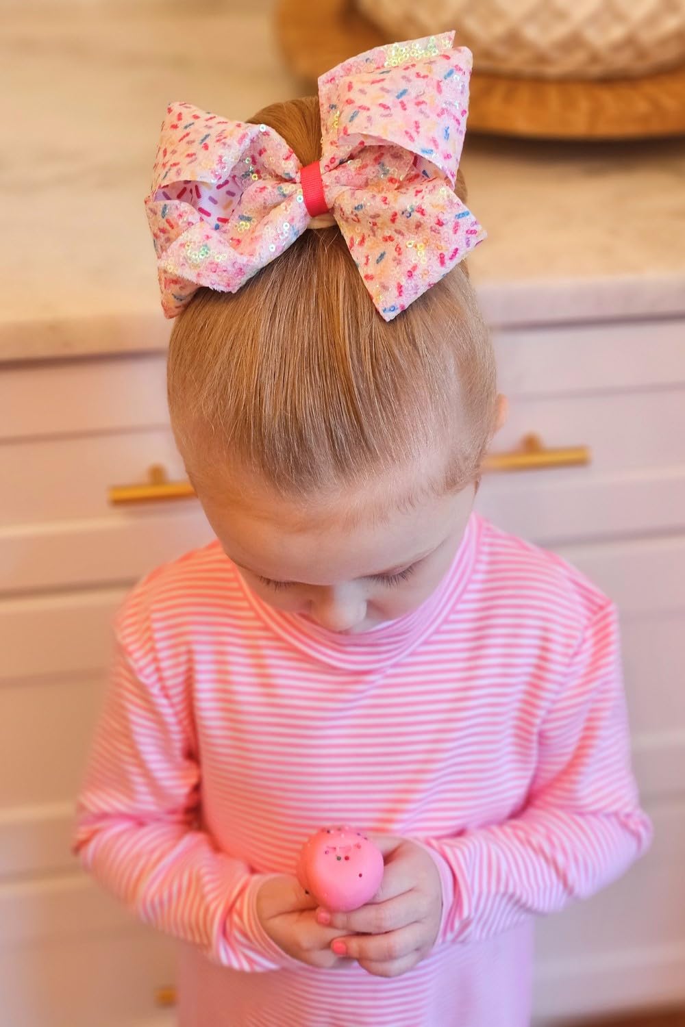 Wee Ones Girls' Confetti Sequin Grosgrain Hair Bow – Medium