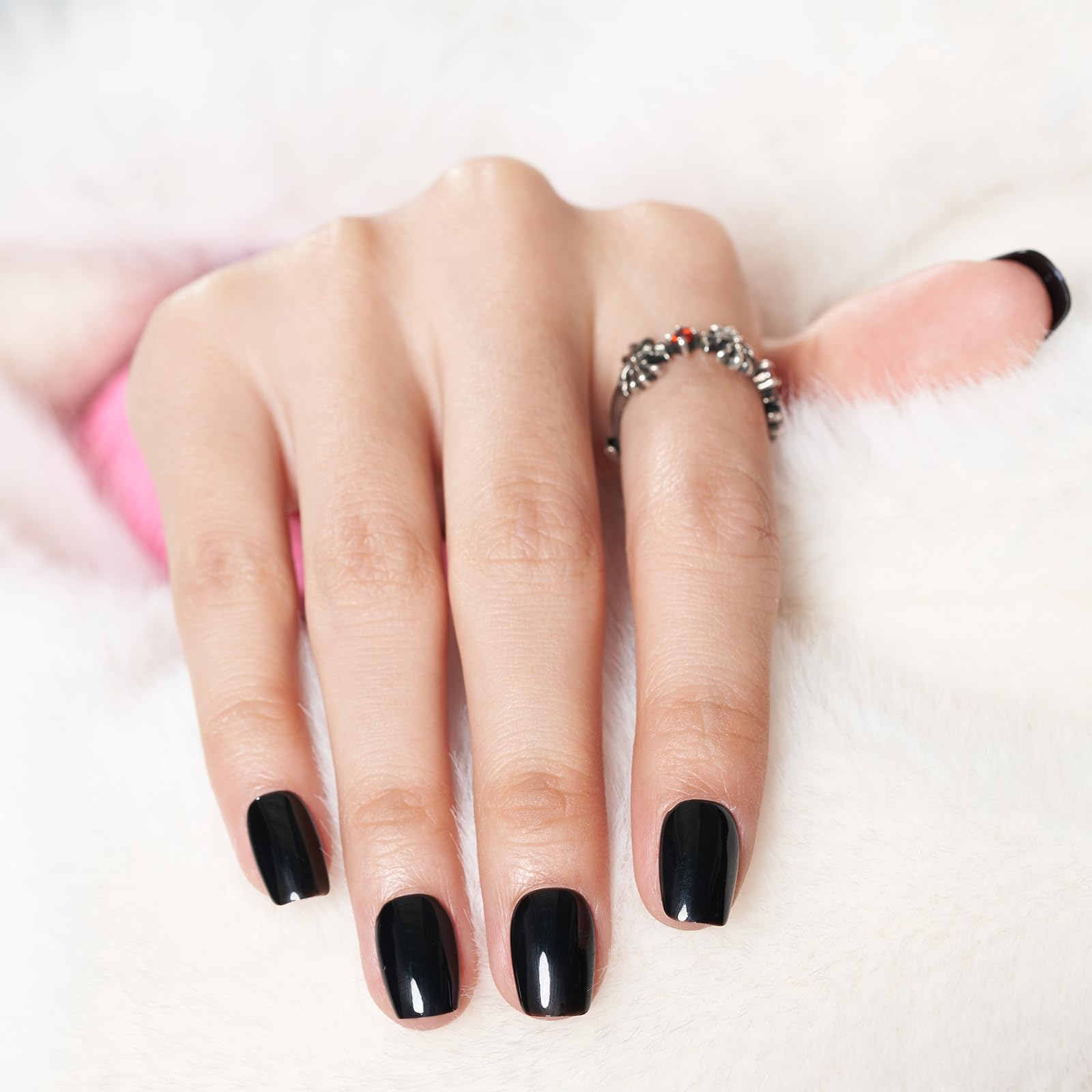 Wooyas Black Press-On Nails Short – Handmade Glossy Square Kit (24 Pcs, Reusable)