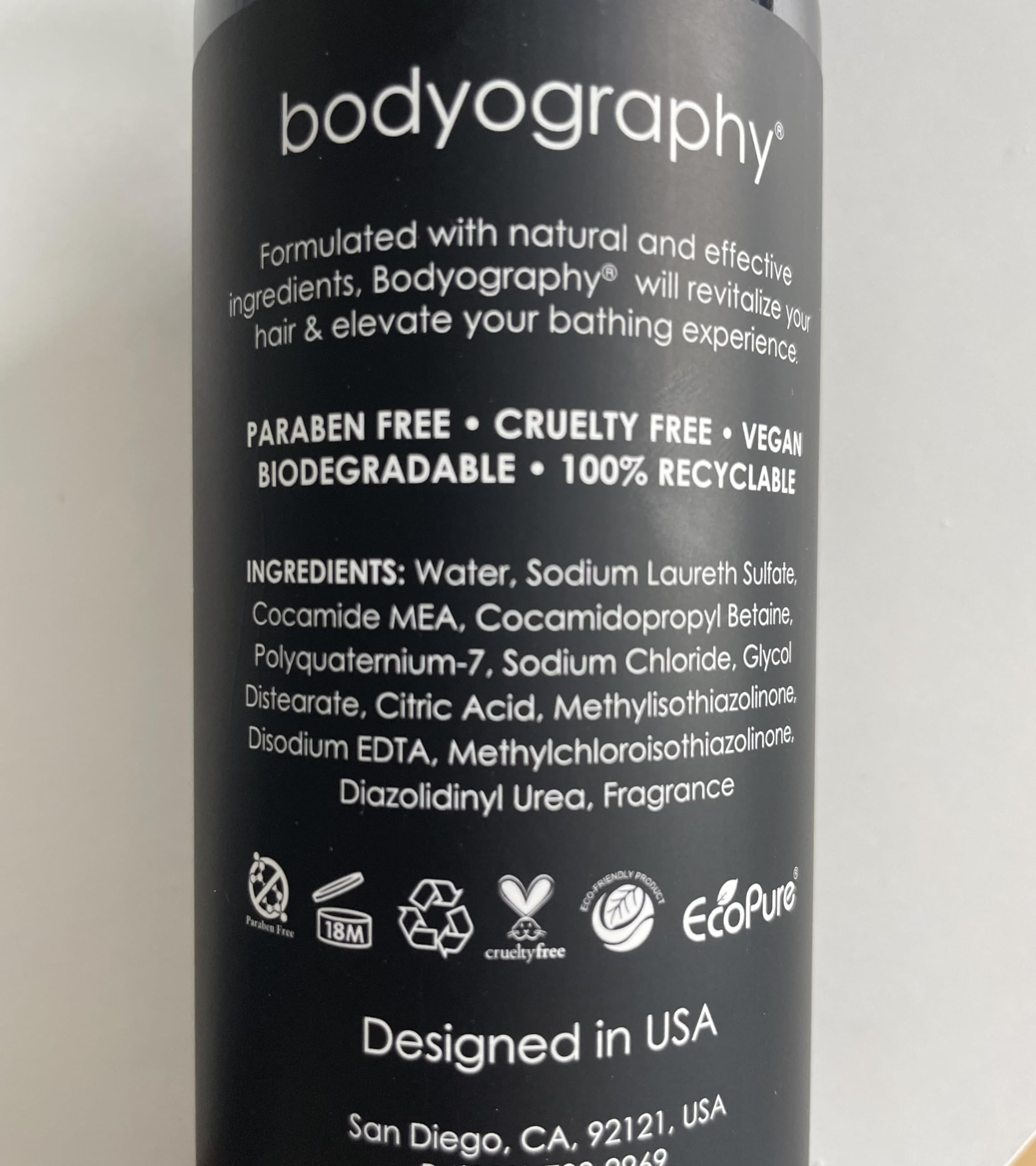 World Amenities Bodyography Pump Bottle 2 in 1 Conditioning Shampoo – All Hair Types